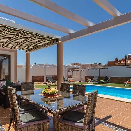 With Private Pool, Near And Golf Caleta De Fuste- Charlotte