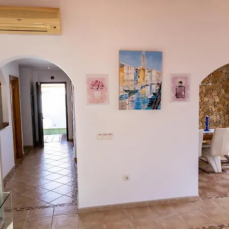 With Private Pool, Near And Golf Caleta De Fuste- Charlotte * Costa De Antigua